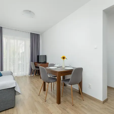 Atrium & Gym 150m To The By Renters * Sarbinowo