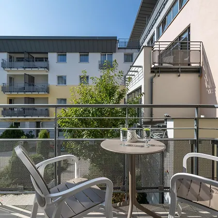 Atrium & Gym 150m To The By Renters Apartment Sarbinowo