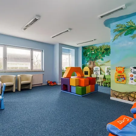 Atrium & Gym 150m To The By Renters Apartament Sarbinowo