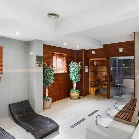 Apartment Atrium & Gym 150m To The By Renters Sarbinowo